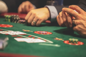 Tìm Hiểu Về Juan Pastor: Hành Trình Thành Công Của Một Cao Thủ Poker