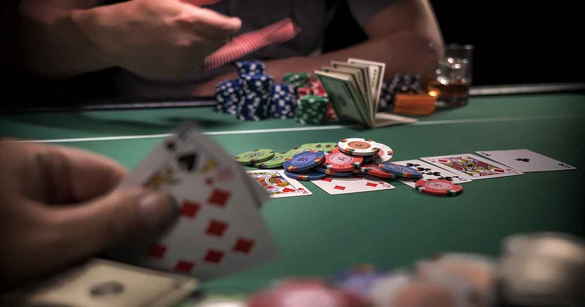 Cách Chơi Poker Online: Luật Chơi Và Chiến Lược Thắng Lớn