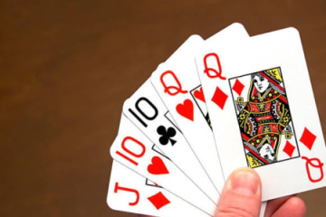 Cách chơi bài Poker chi tiết cho người mới bắt đầu