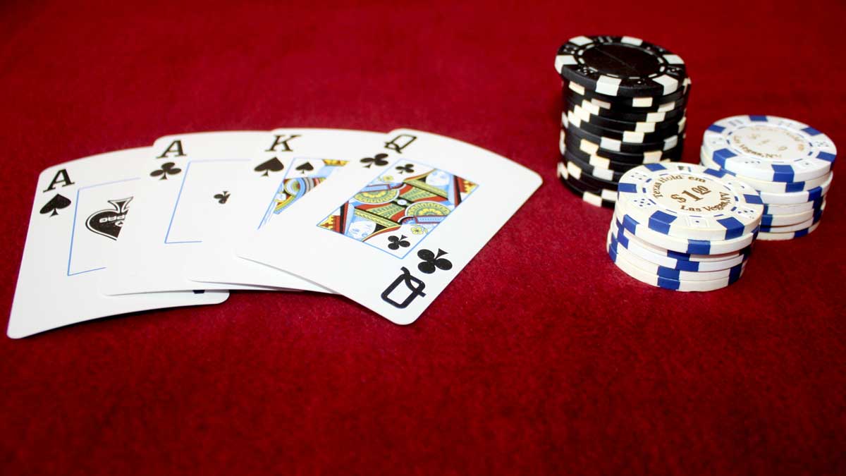 Tìm hiểu Omaha Poker: Cách chơi và chiến thuật thắng lớn