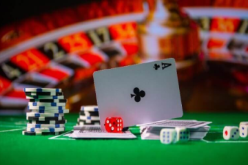 Luật poker đầy đủ nhất (hướng dẫn từ cơ bản đến nâng cao)