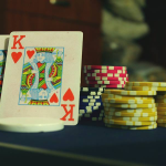 Chơi đánh bài poker online có bịp không? Làm sao để tránh bị lừa?